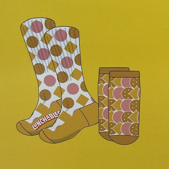 Lunchables Ham & Cheddar Cheese Crew Socks 2 Pair Men's Size 9-11 Brand New - Picture 5 of 6